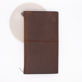 Traveler's Notebook Regular Size Brown