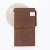 Traveler's Notebook Refill 016 Portapenne per Regular e Passport Size Marrone